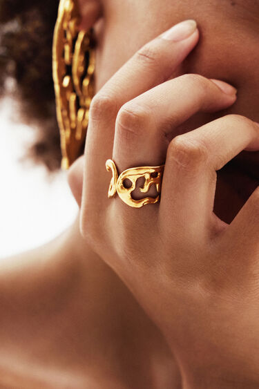 Zalio gold plated organic shape ring | Desigual