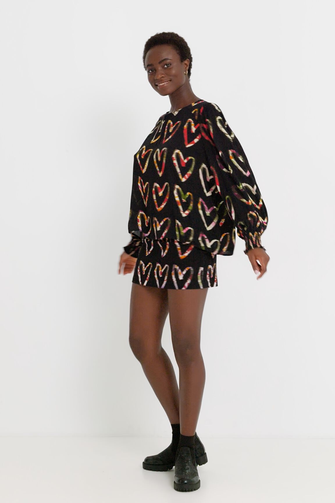Blusa corazones zara sales