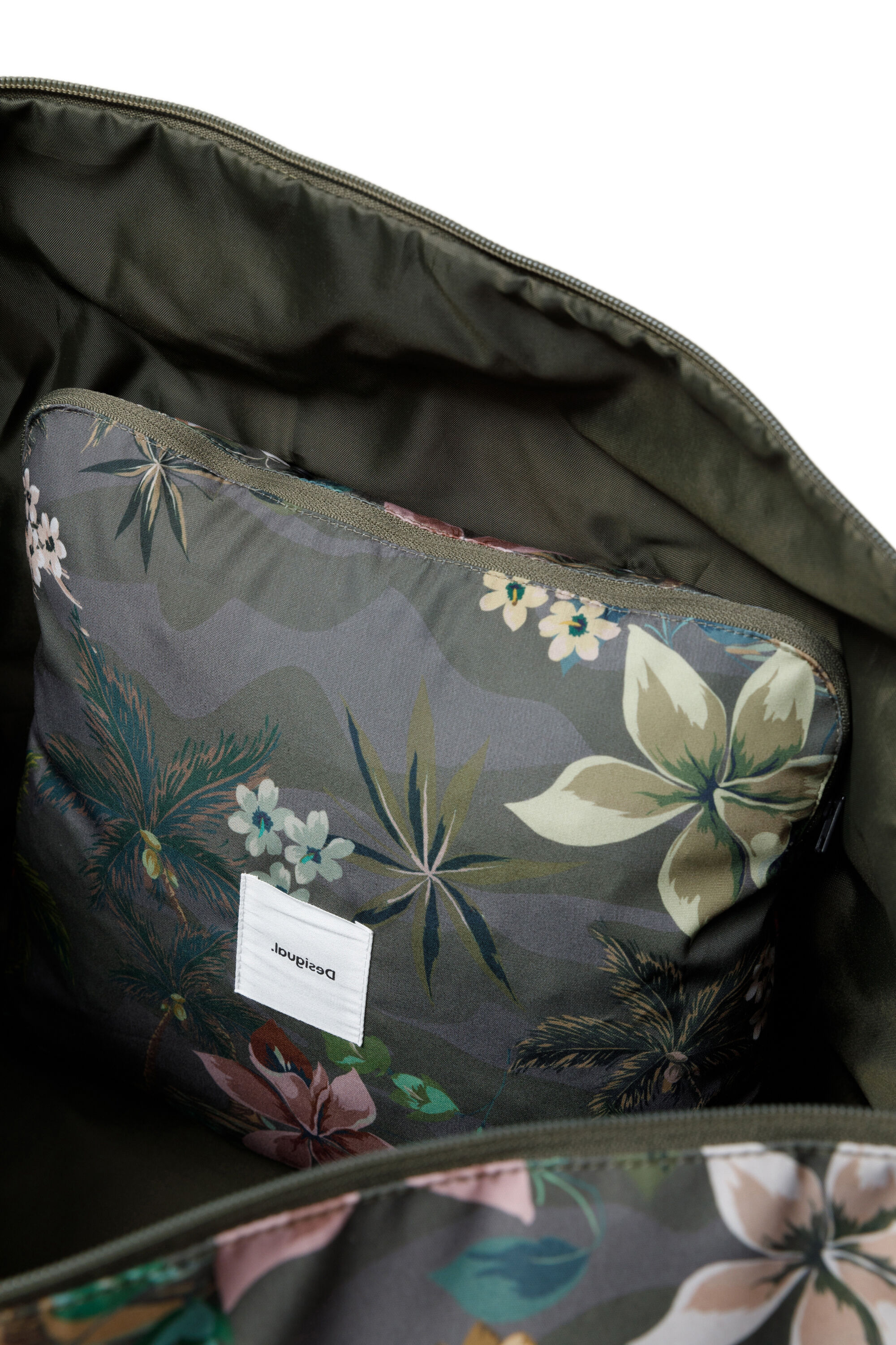 Bolsa deporte desigual 2025