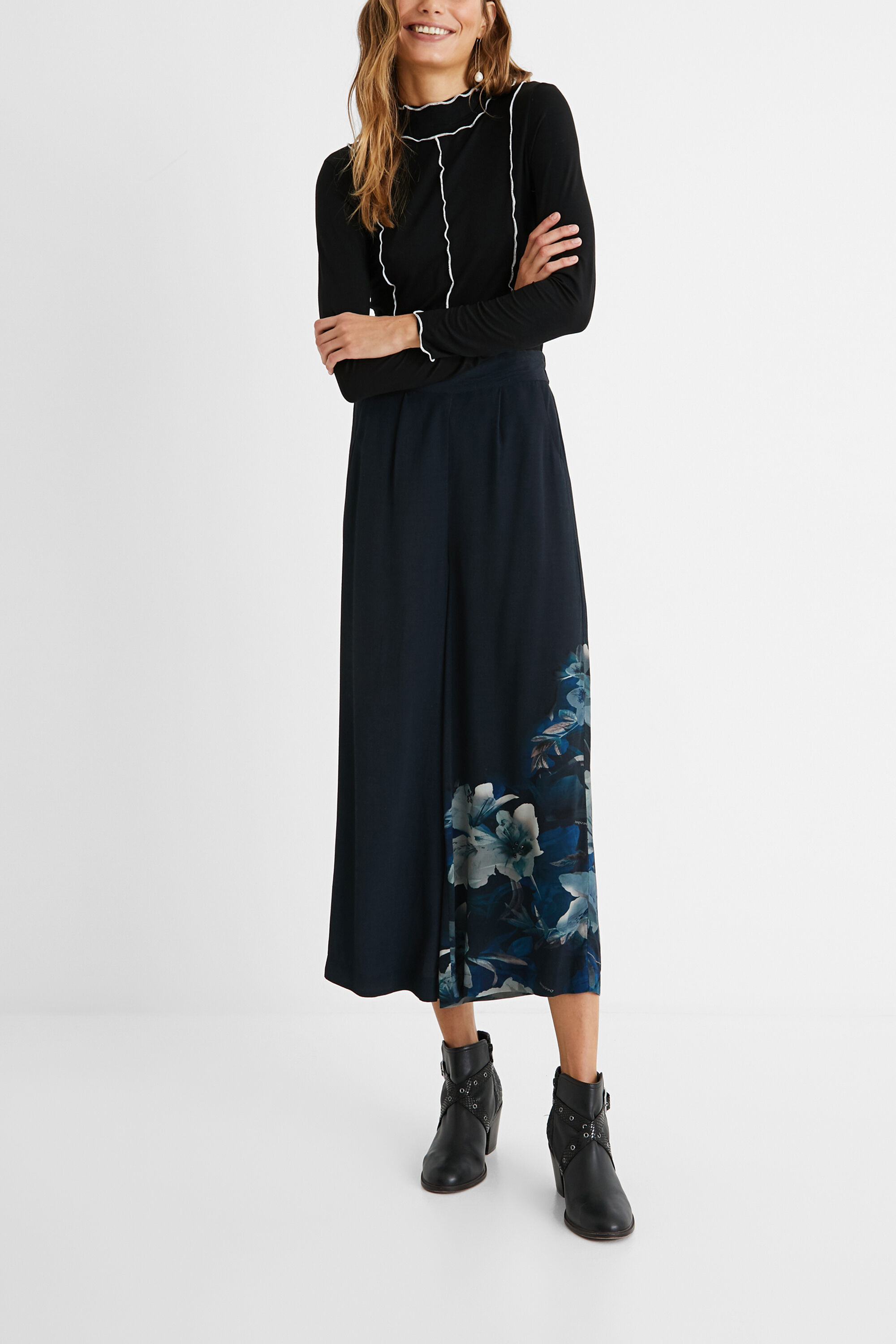 Floral culotte trousers | Desigual.com
