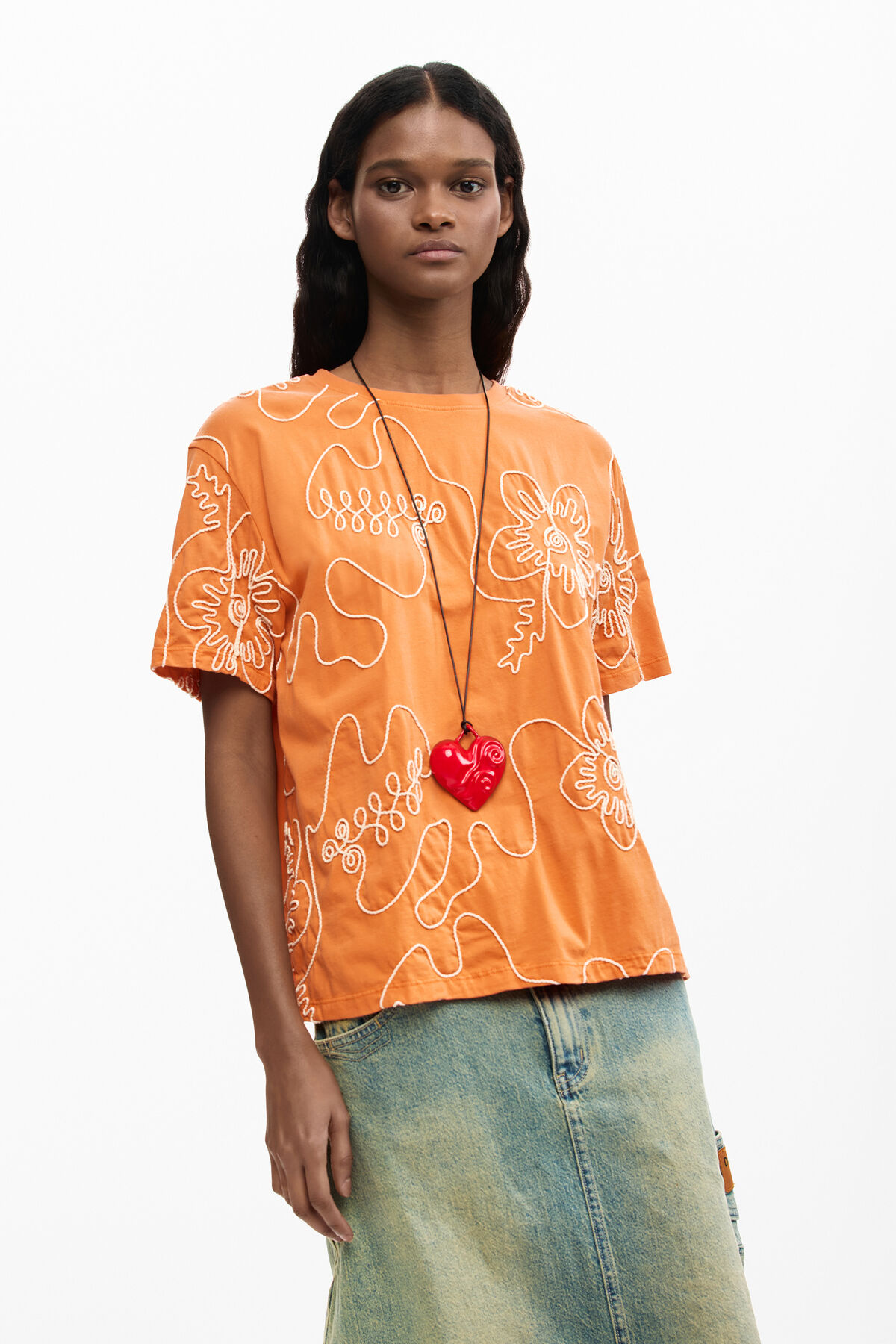 花柄刺繍のTシャツ オレンジ 女性用 I Desigual.com