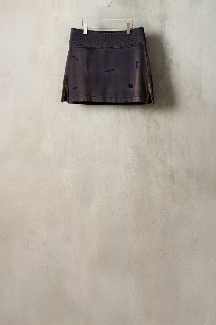 Studio mini skirt with zipper