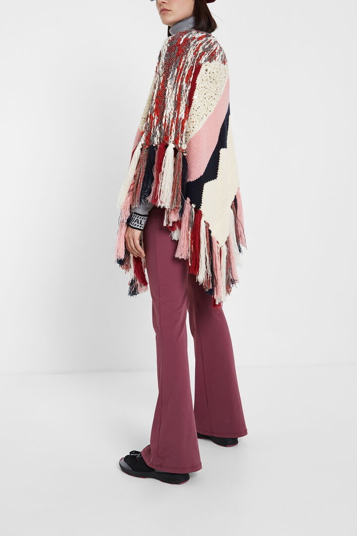 Knit patch poncho | Desigual