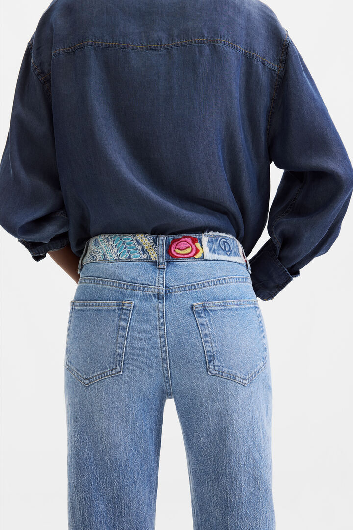 Cal&ccedil;a jeans reta