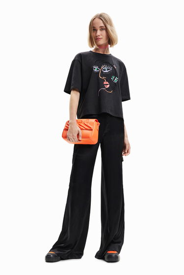 Camiseta manga corta cara | Desigual