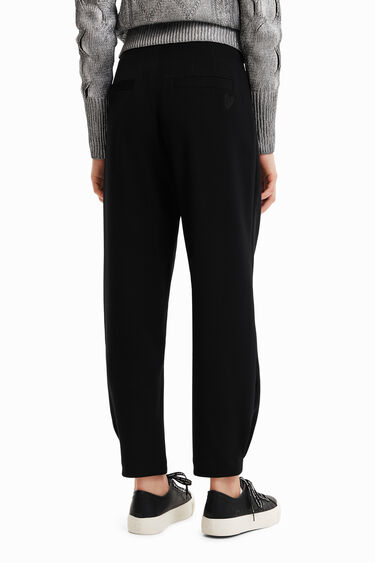 Pantalons negres pinces | Desigual