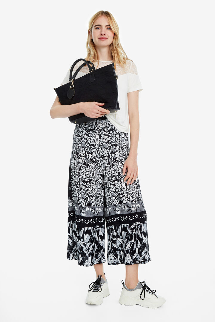 Black Bag with Charm Chelsea Florida | Desigual