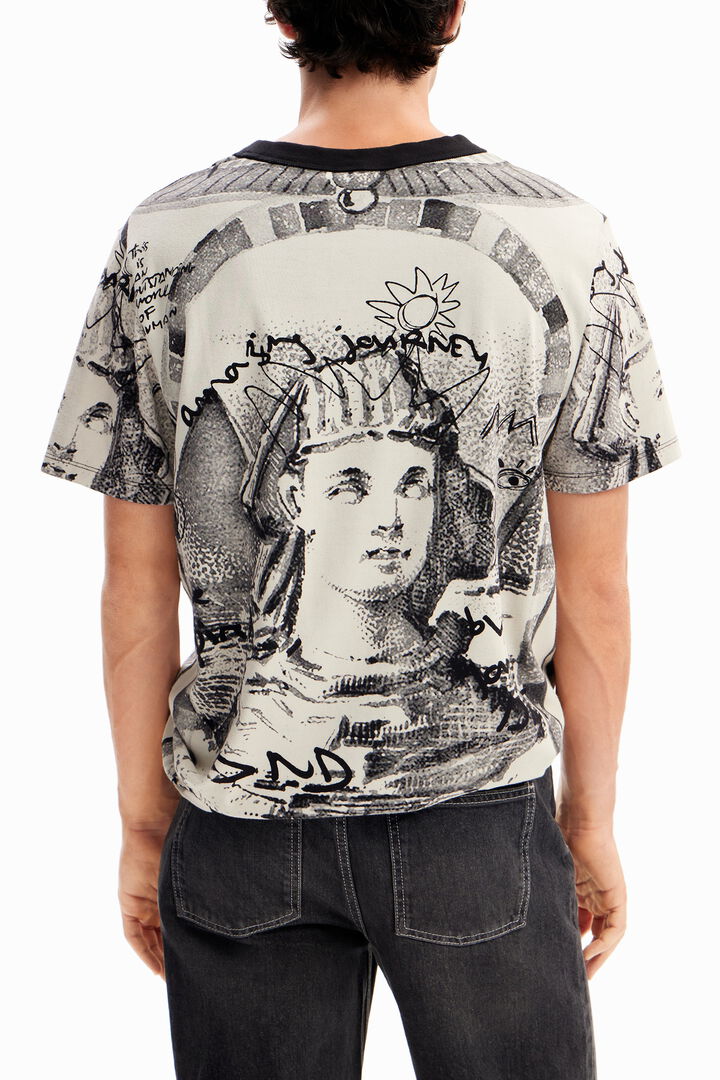 Camiseta esfinge contraste | Desigual