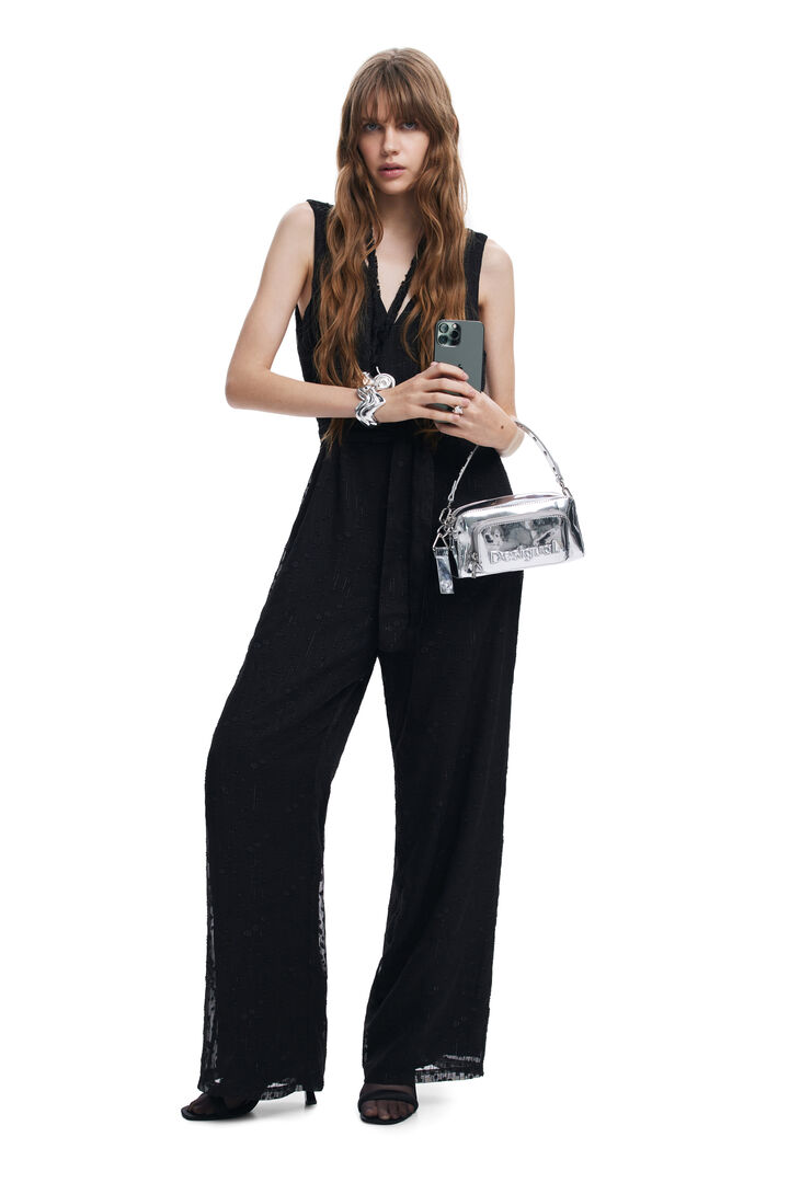 Shiny jumpsuit with belt