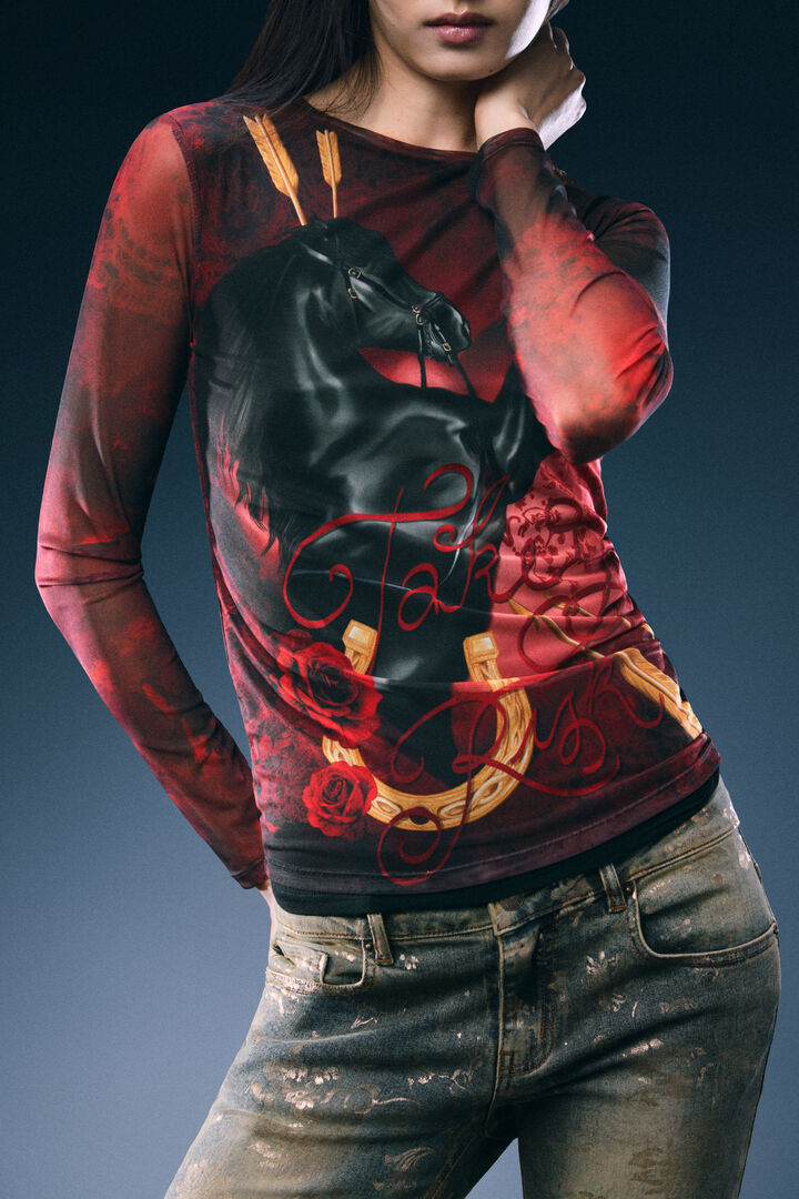 printed long-sleeve T-shirt