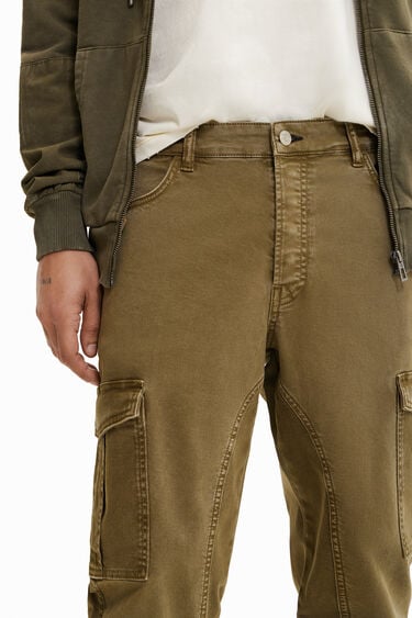 Pantalons butxaques híbrids | Desigual