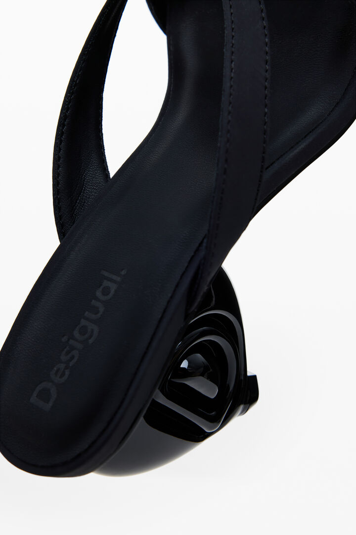 Heart heel sandal | Desigual