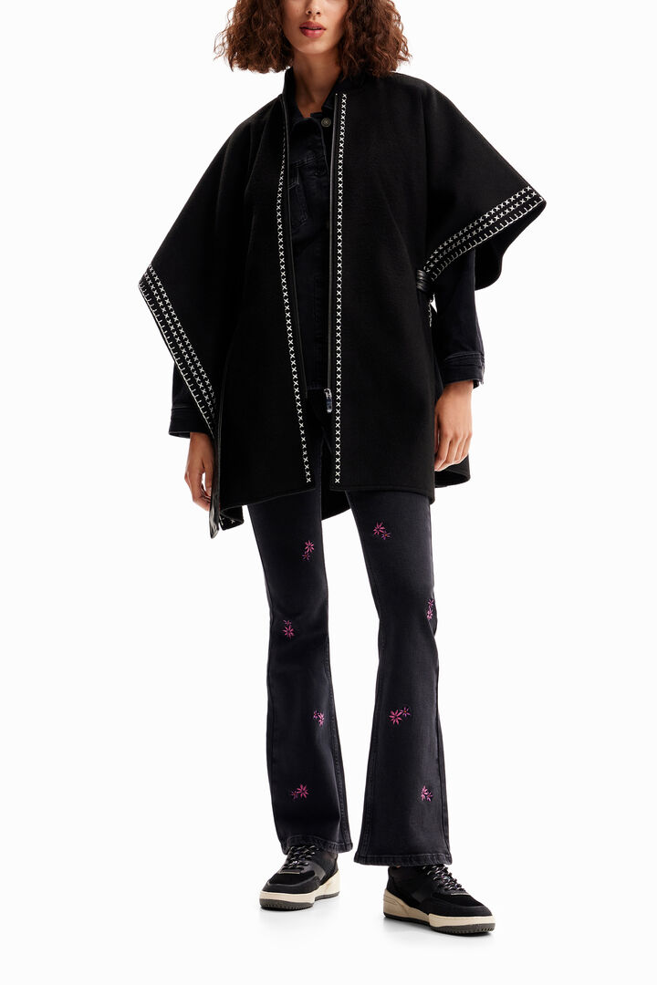 Embroidered belted poncho | Desigual