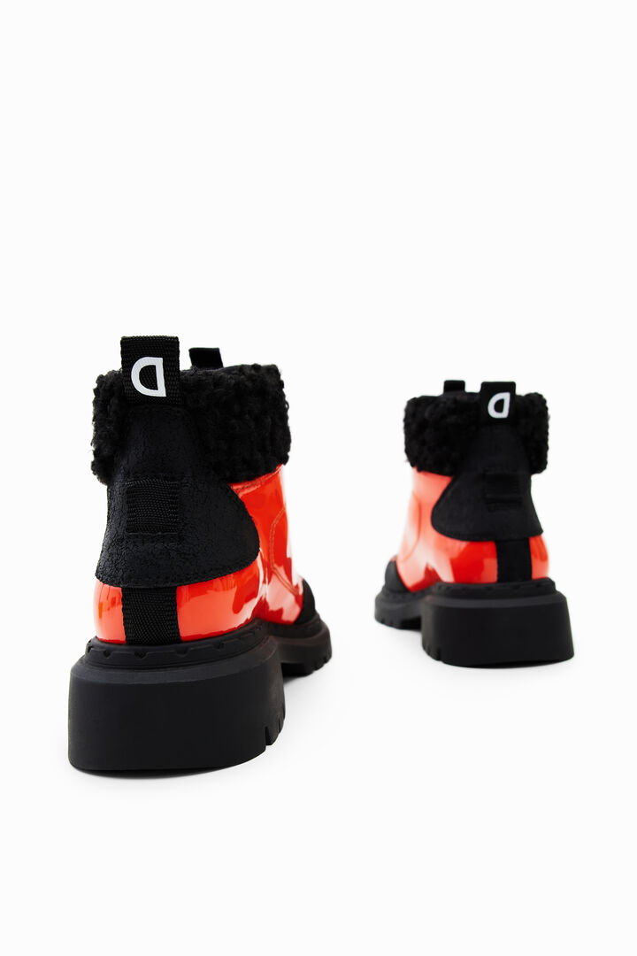 Bota trekking cordones | Desigual