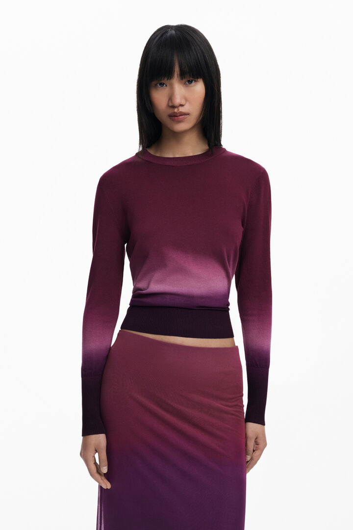 Gradient lightweight sweater