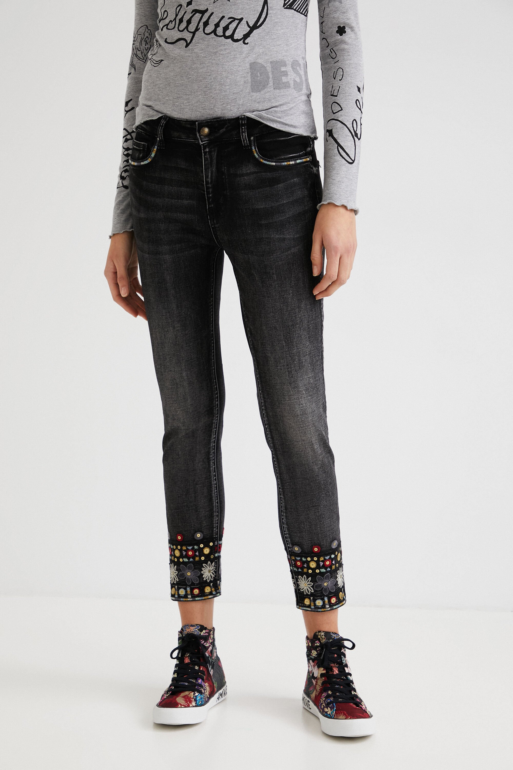 Jeans desigual 2020 hotsell