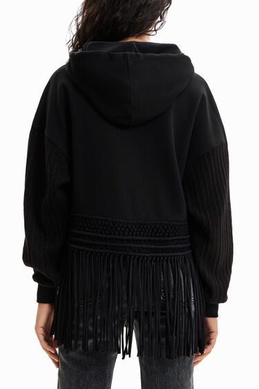 Felpa oversize cappuccio frange | Desigual