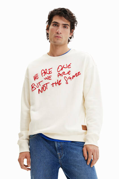 Sweater aufgeflockte Message