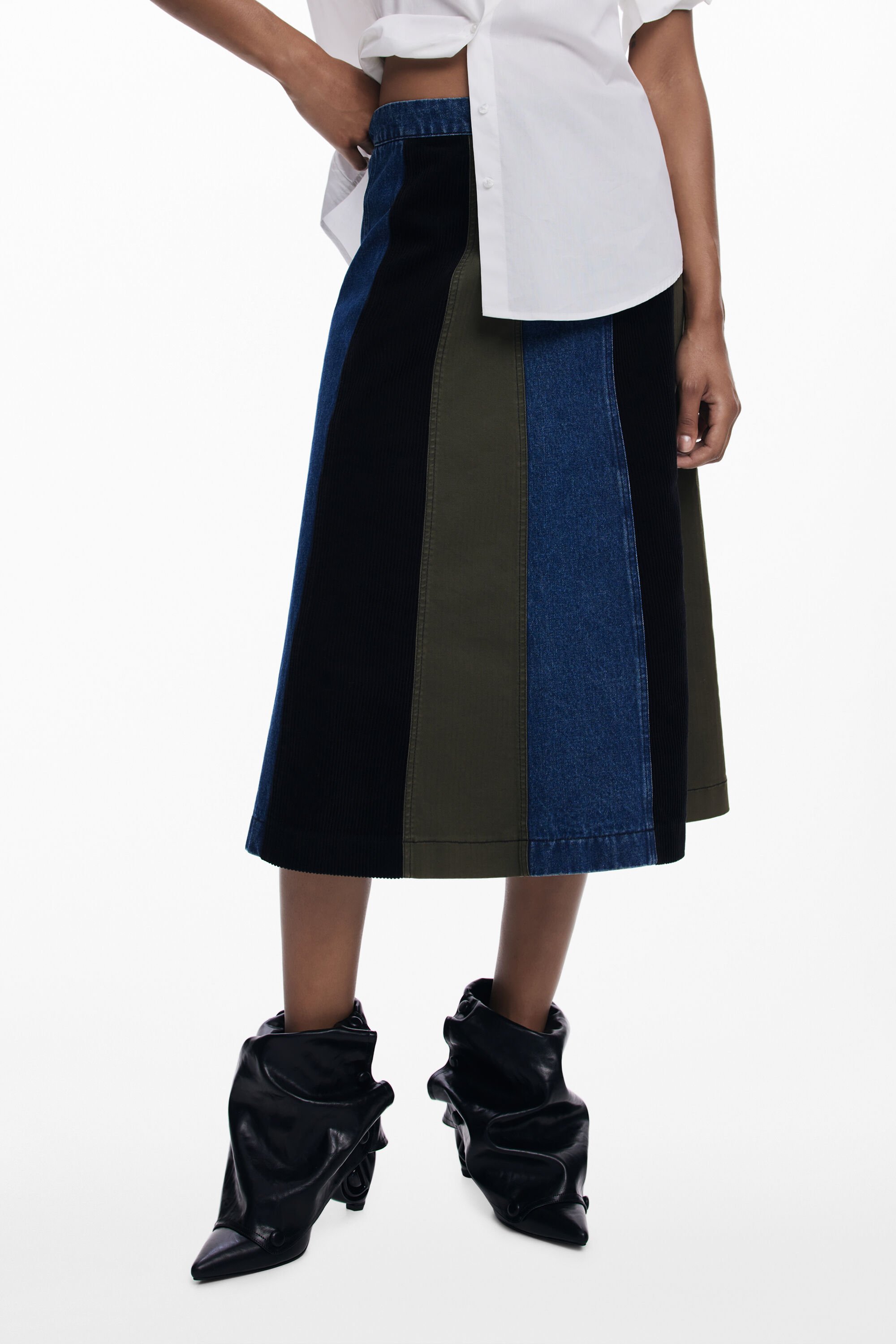 パッチワークのミディ丈フレアスカート 女性用 I Desigual.com