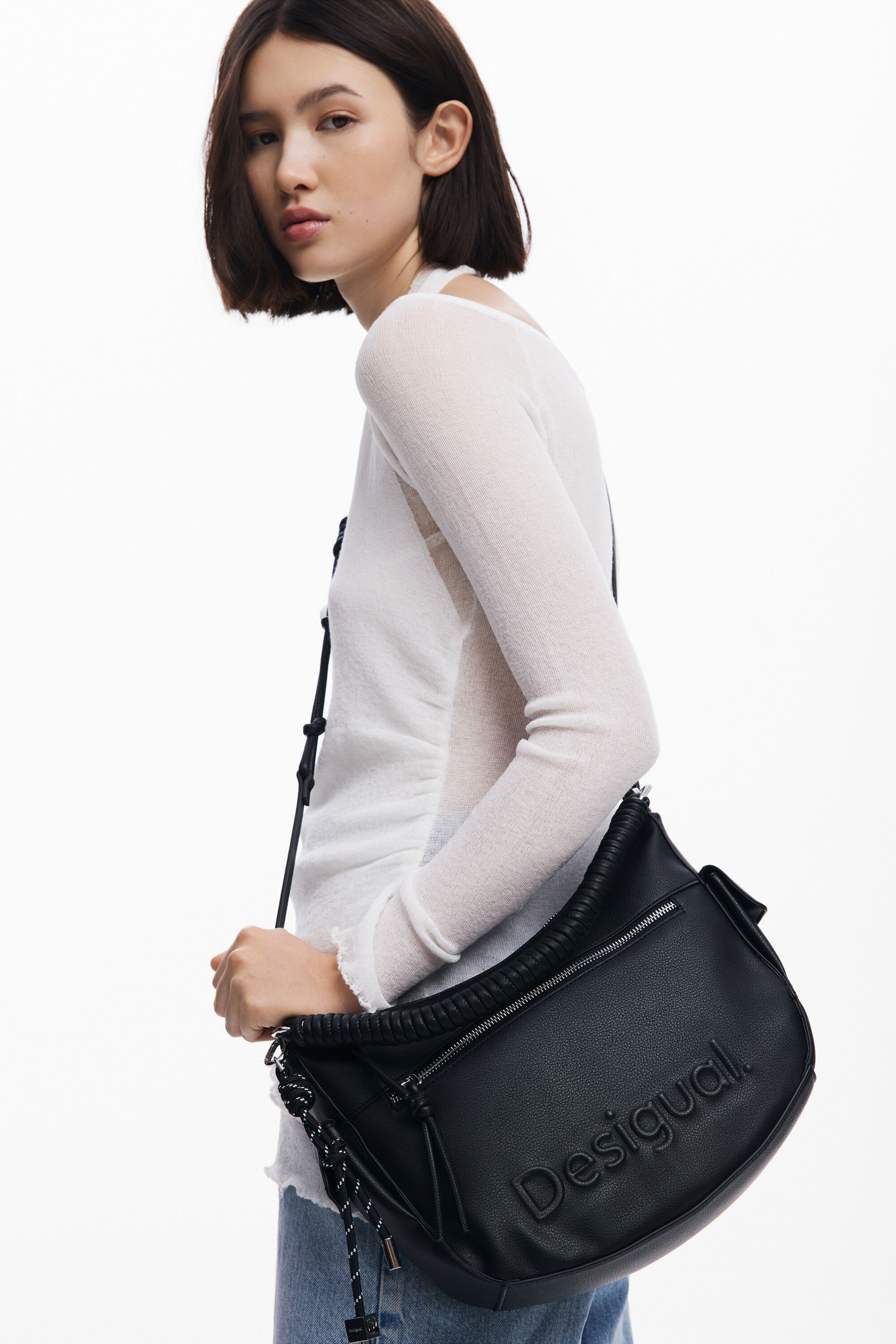 Desigual 3Dロゴオーバルバッグ ブラック 3Dロゴオーバルバッグ I Desigual.com