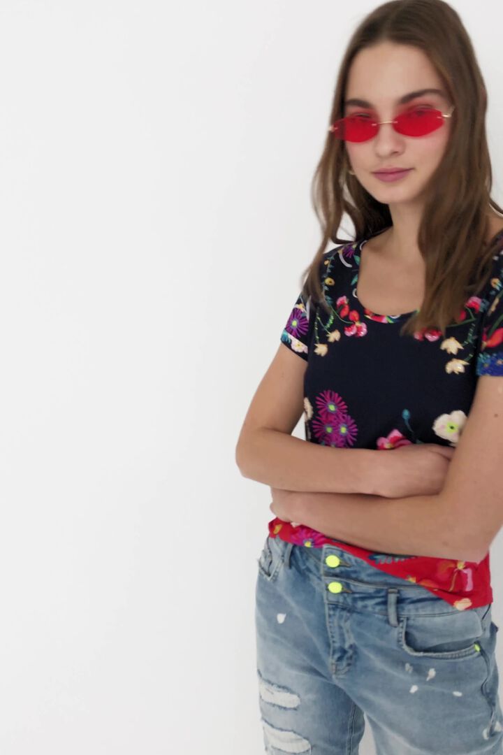 T-shirt met tropische bloemenprint | Desigual