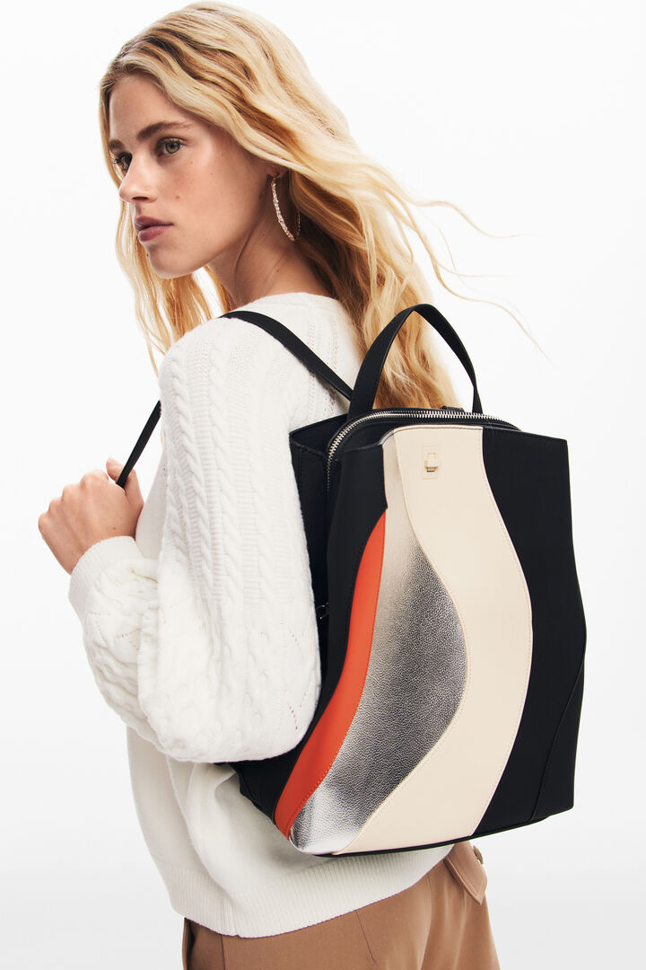 S backpack with waves | Desigual