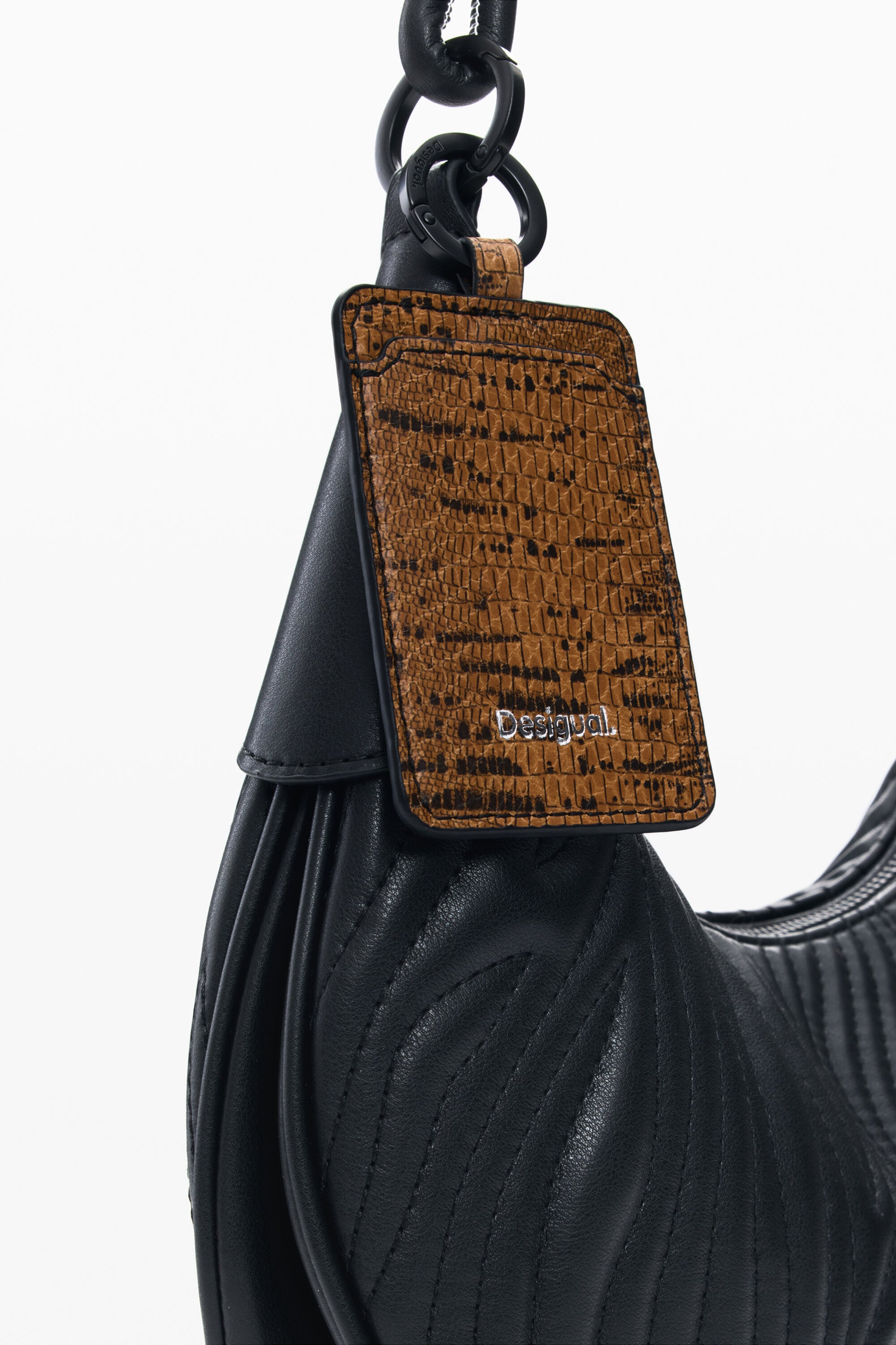 Medium Oval Embossed Bag black women's accessories I Desigual.com