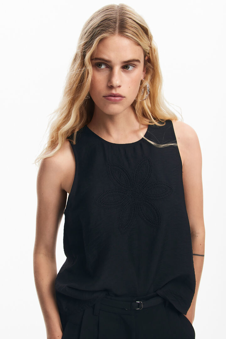 Blusa bordado flor | Desigual