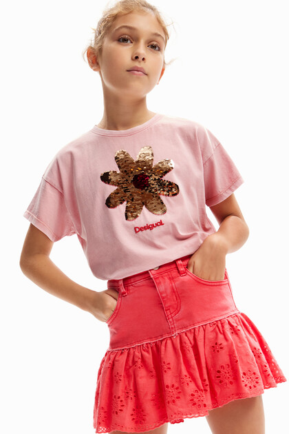 Camiseta flor lentejuelas
