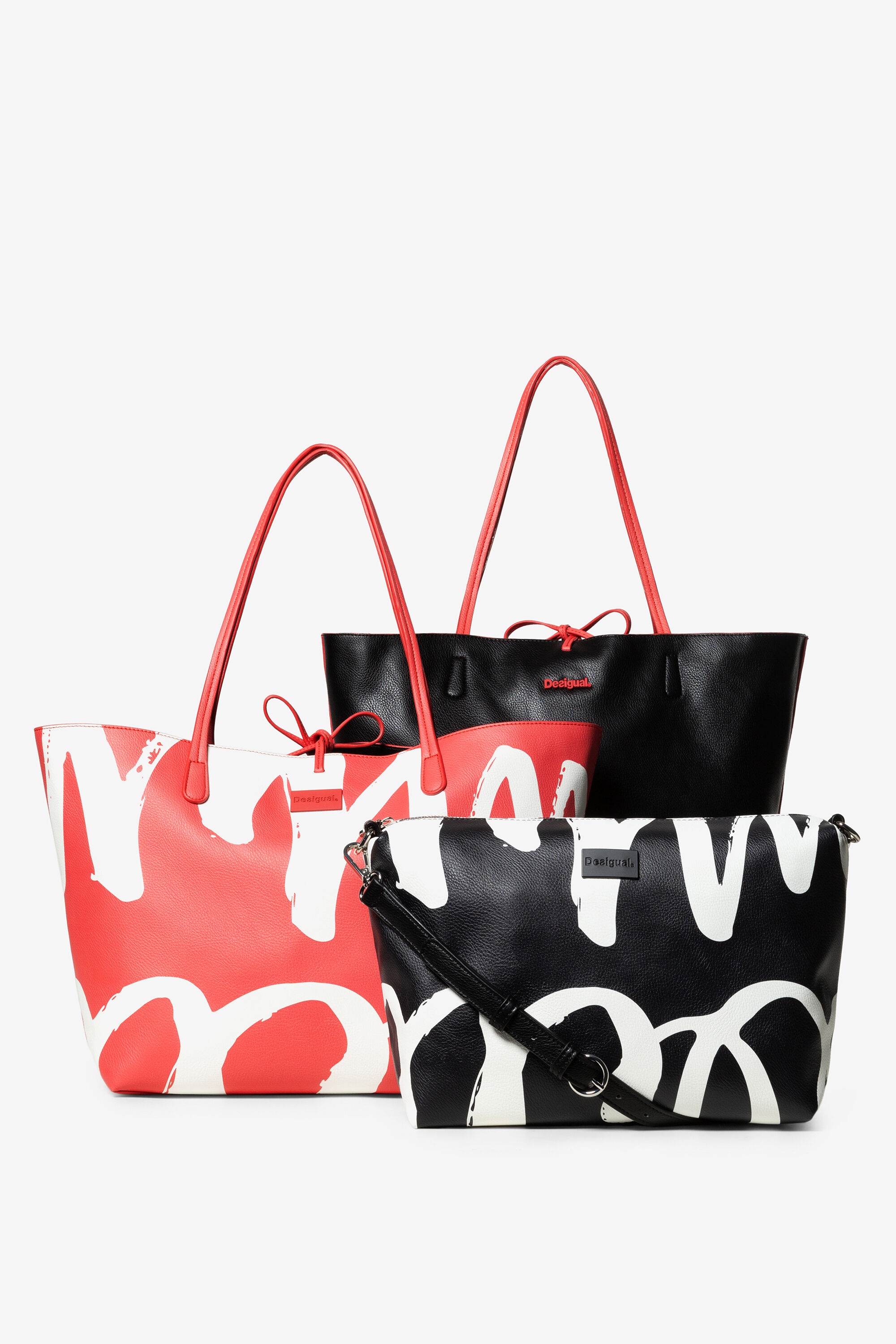 Desigual capri 2025 bag