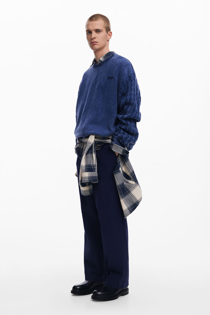 Sweatshirt with braided sleeves | Desigual