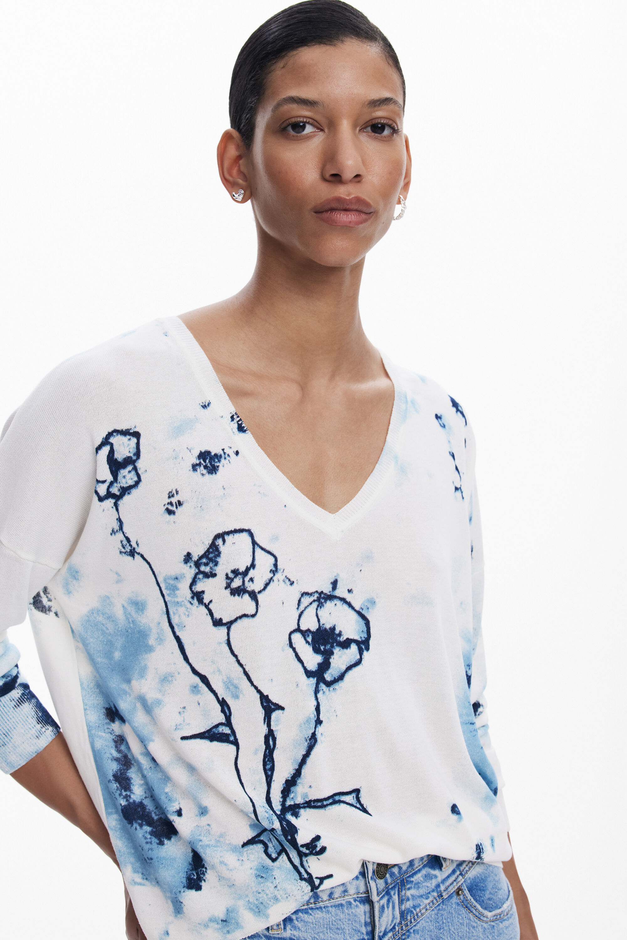 Desigual Poppy Sweater In White