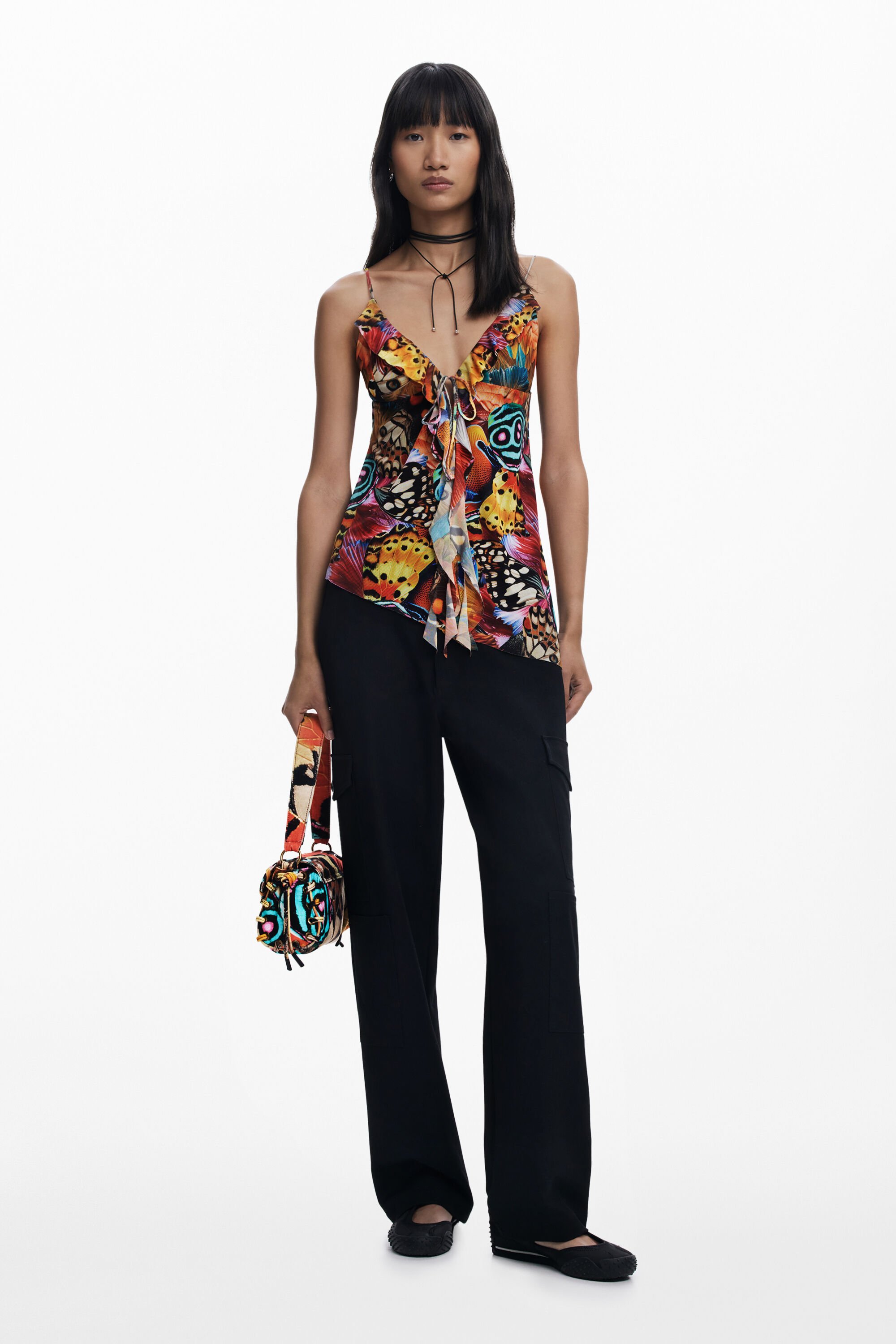 Desigual Mr. Christian Lacroixによってデザインされたバッグ In Material Finishes