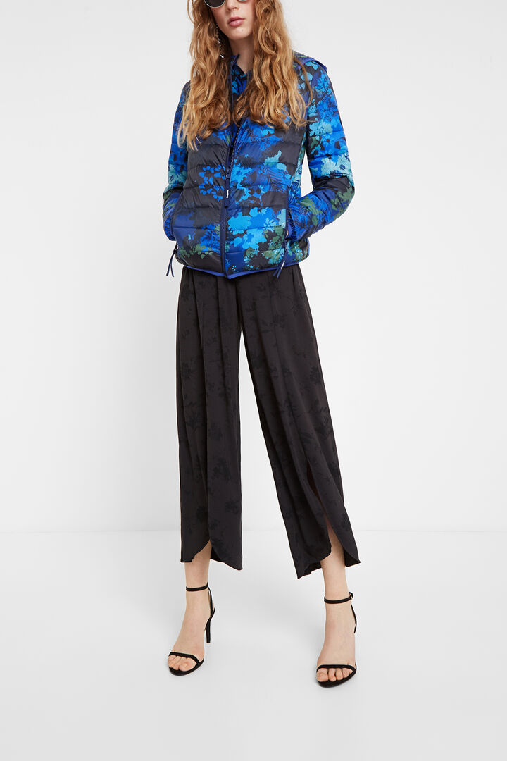 Chaqueta acolchada de camuflaje floral | Desigual
