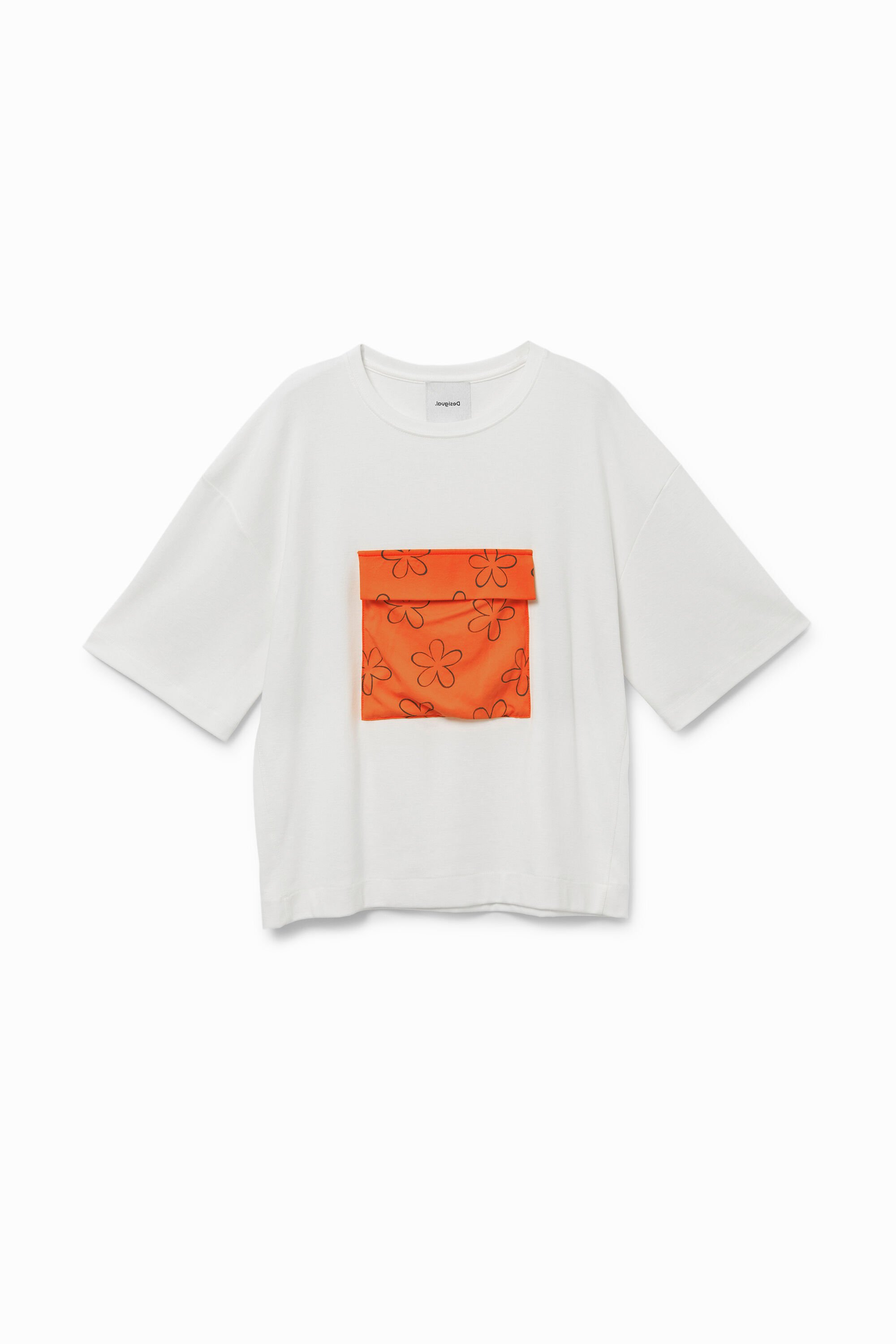 T-Shirt mit Blumen und Brusttasche