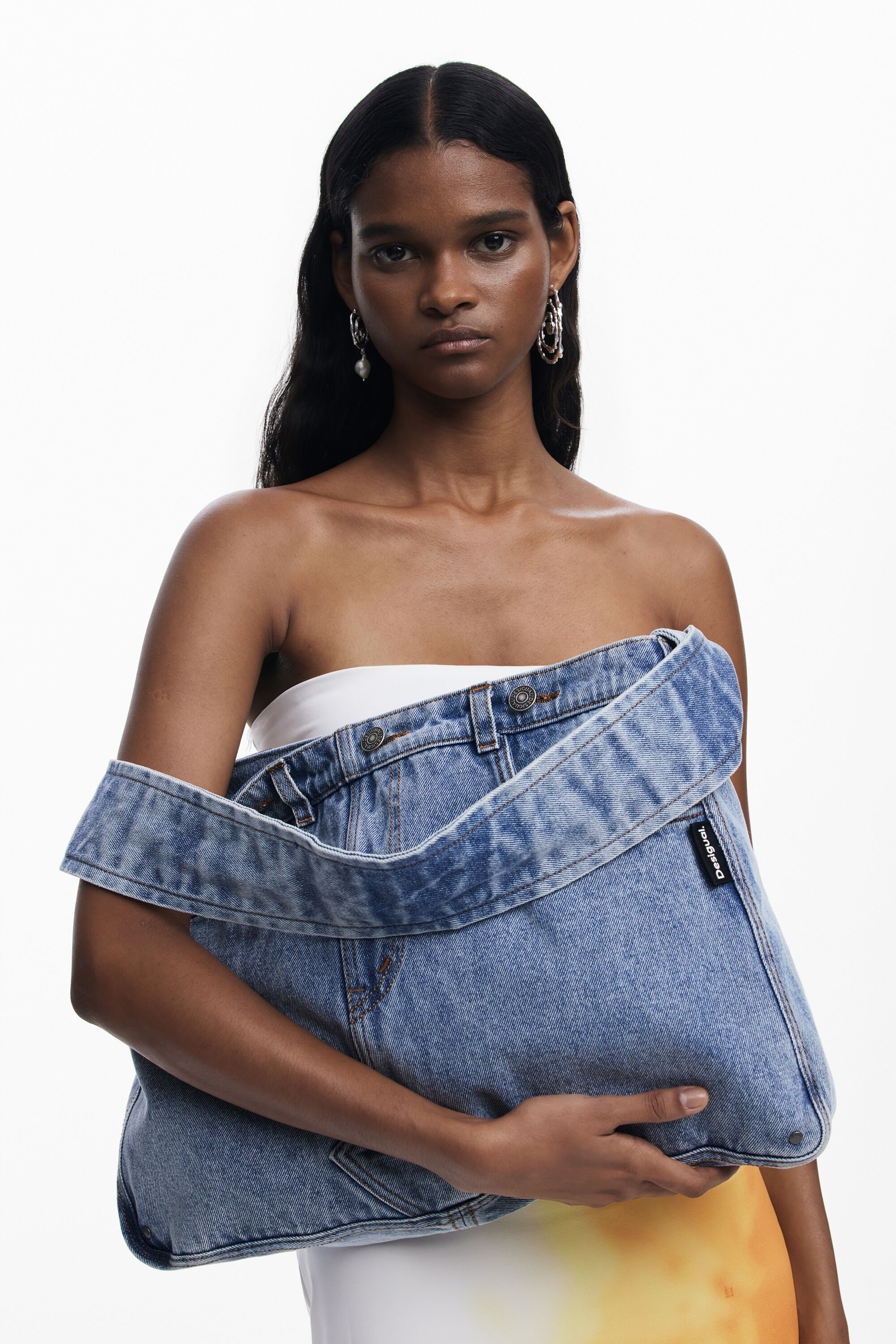 大きなデニムバッグ 女性用 I Desigual.com