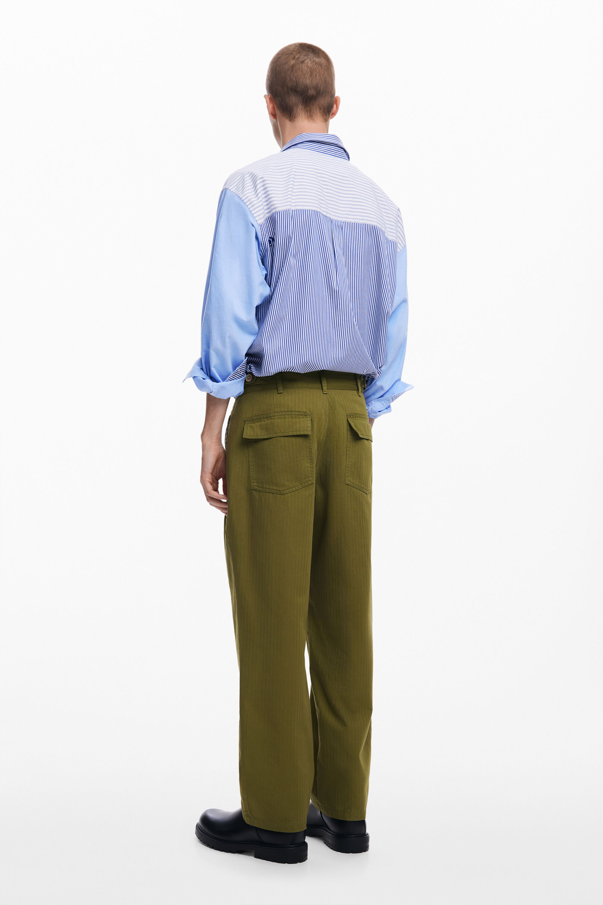 Desigual Pleated Long Trousers In Green