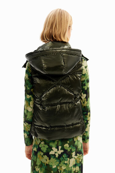 Chaleco acolchado tornasolado | Desigual