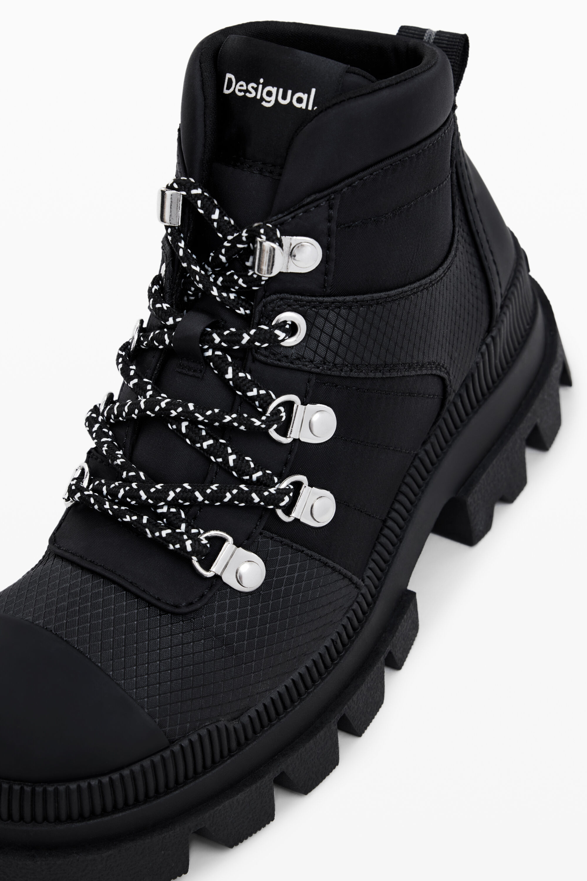 Boots desigual new arrivals