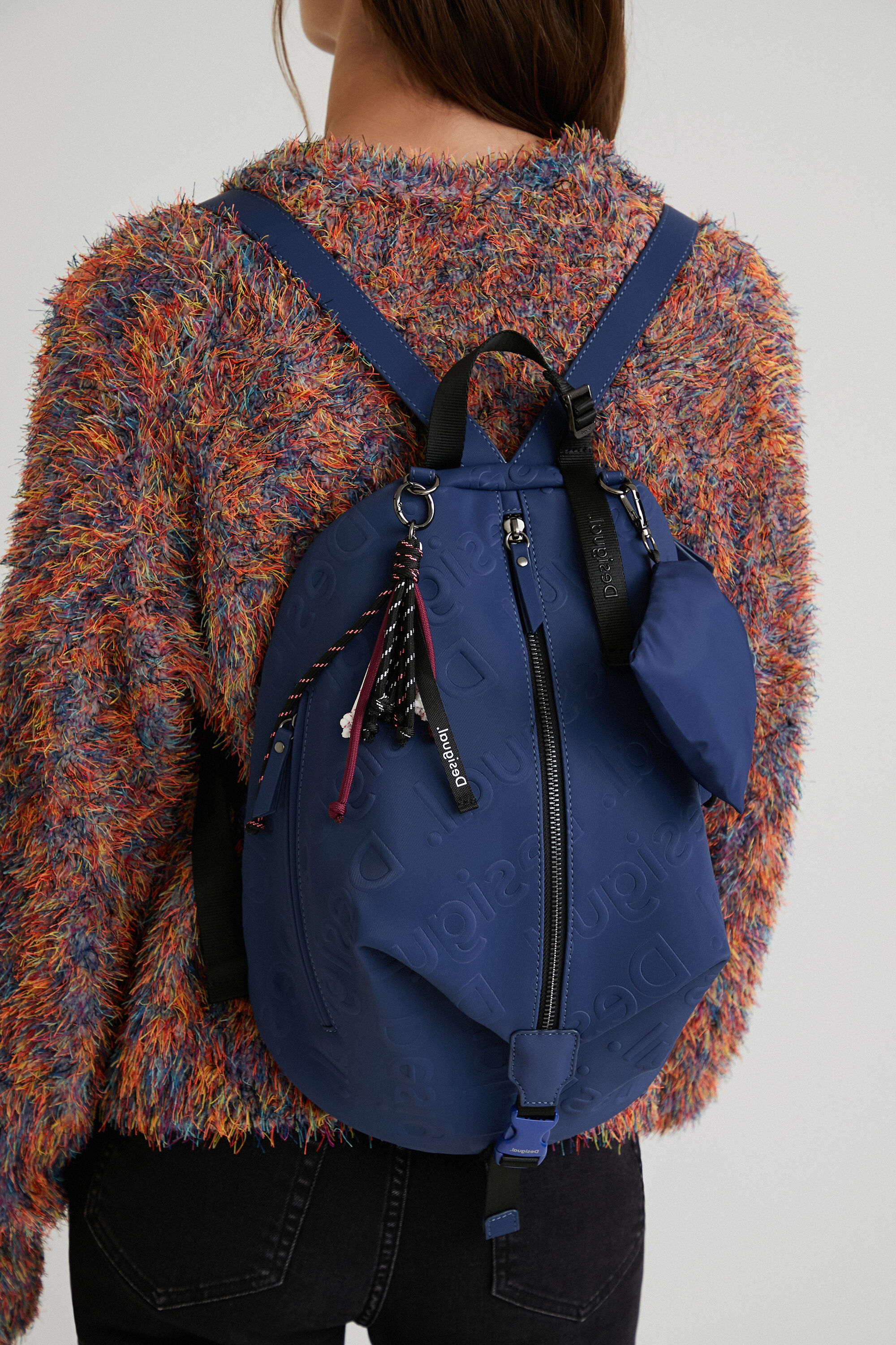 Mochila top saco desigual