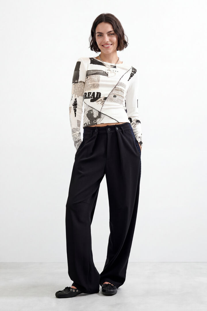 Straight long trousers
