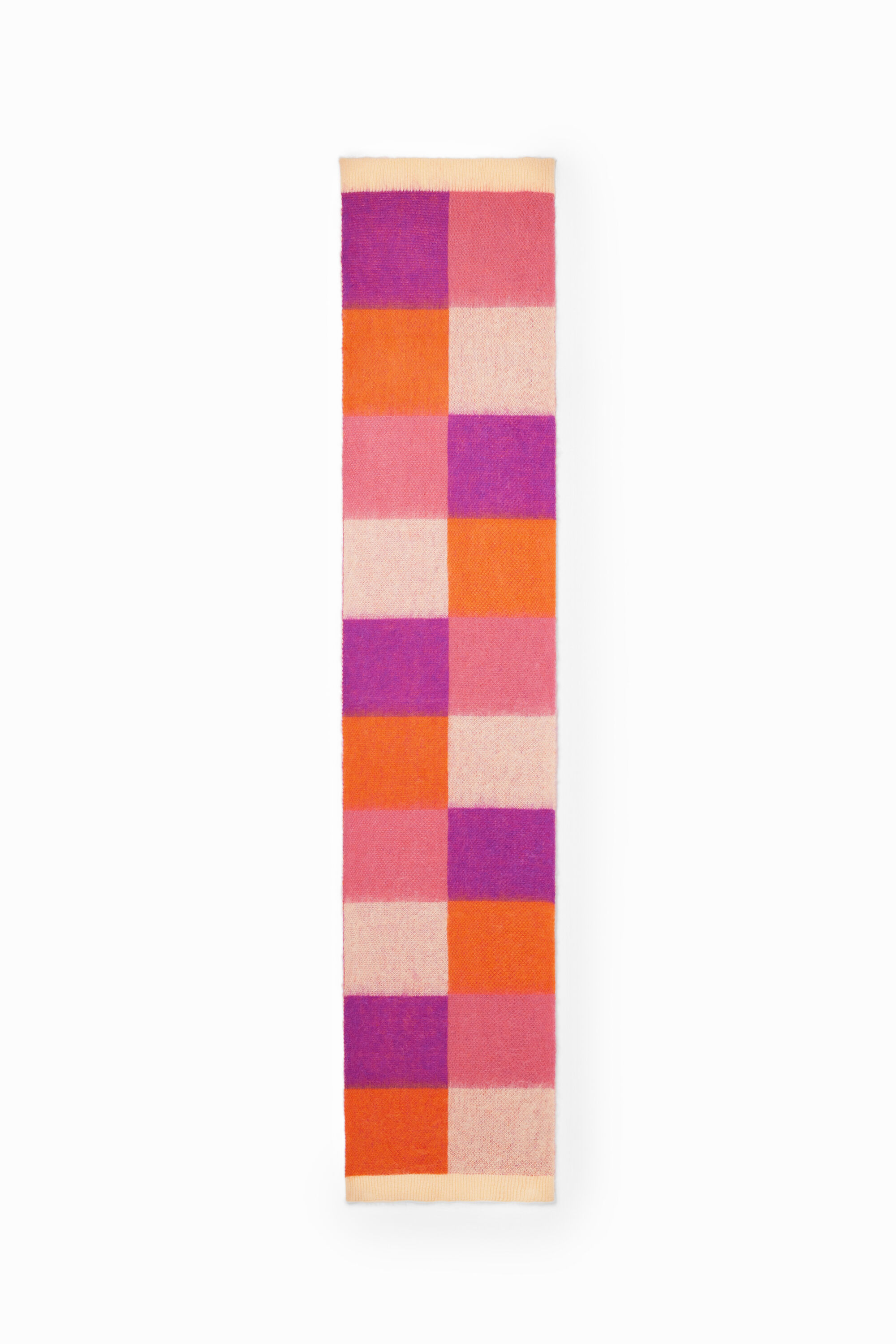 Long checkered scarf