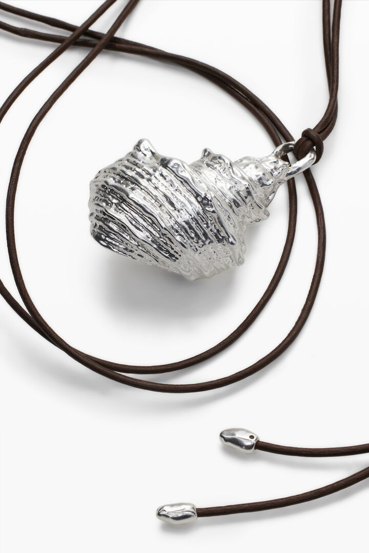 Gold shell pendant cord Zalio | Desigual