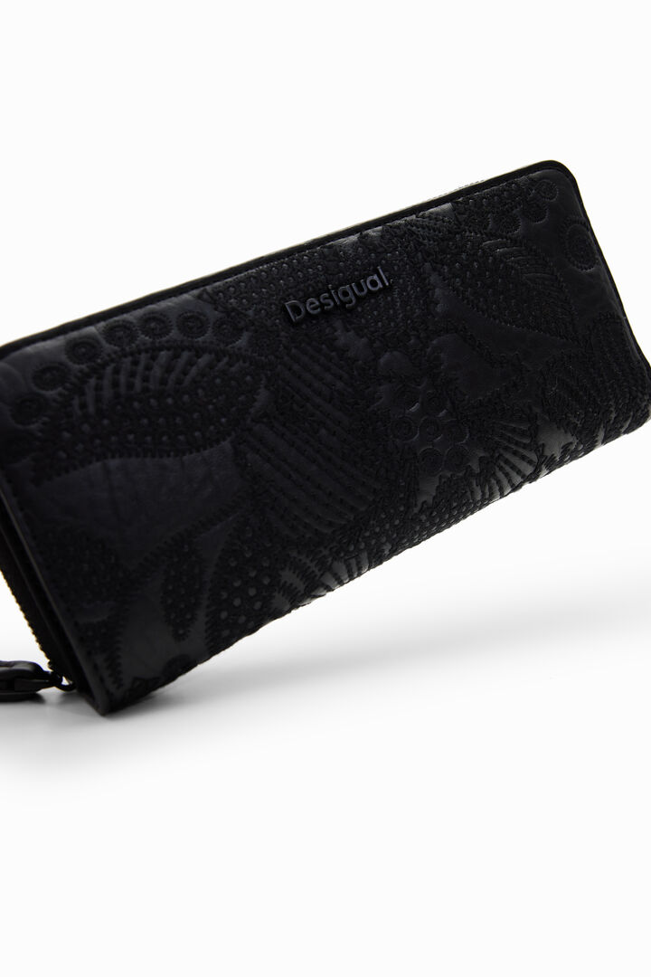 Large floral embroidery wallet | Desigual