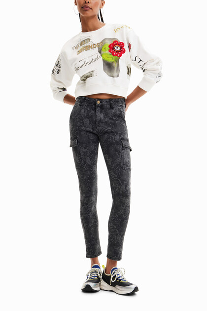 Skinny cargo jeans