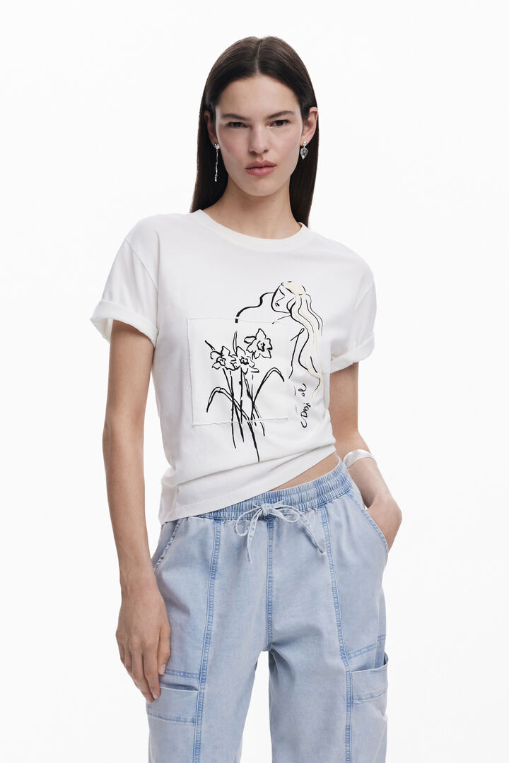 Floral T-shirt feminine silhouette | Desigual