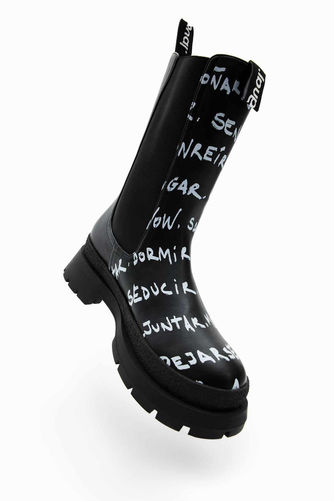 Chelsea boots with messages
