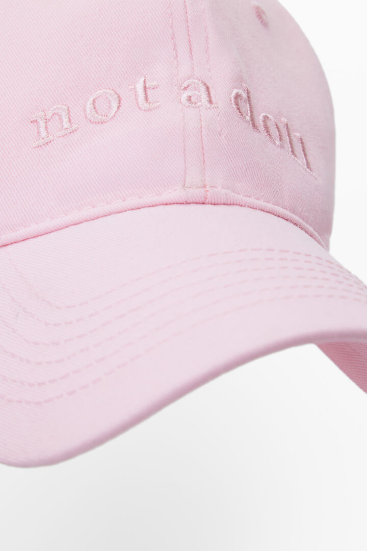 Cap "Not a Doll" | Desigual