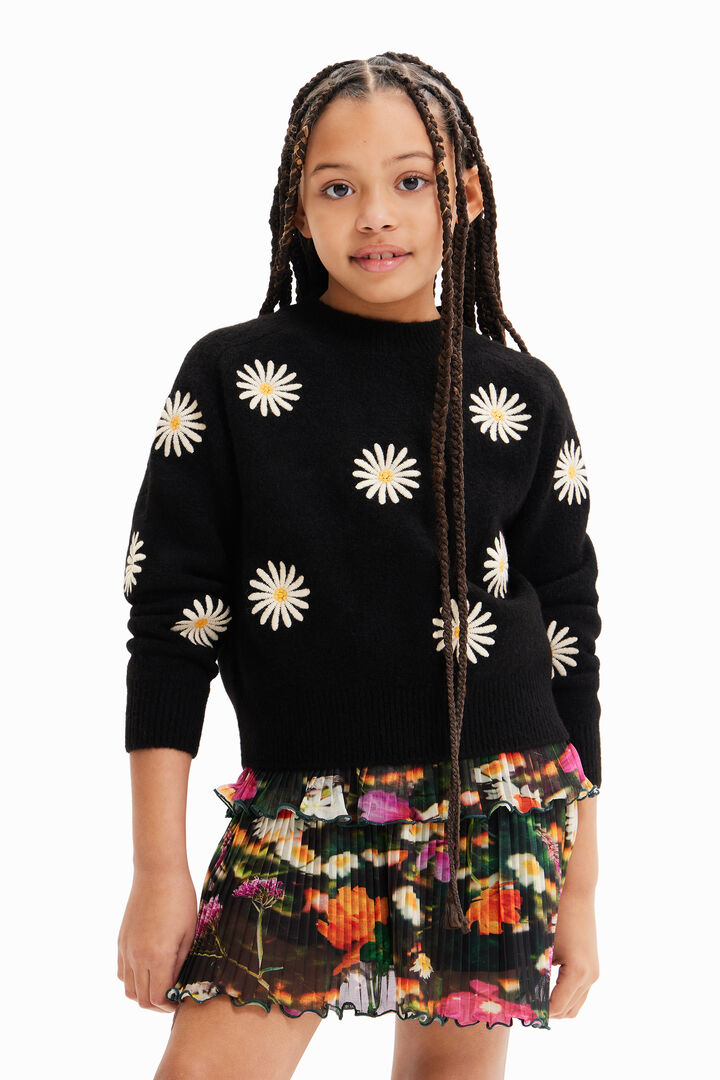 Embroidered flower pullover