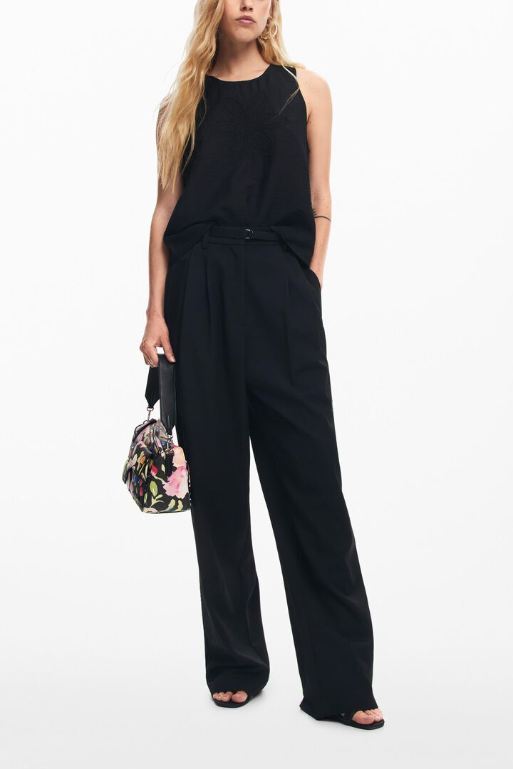 Embroidered flower blouse | Desigual